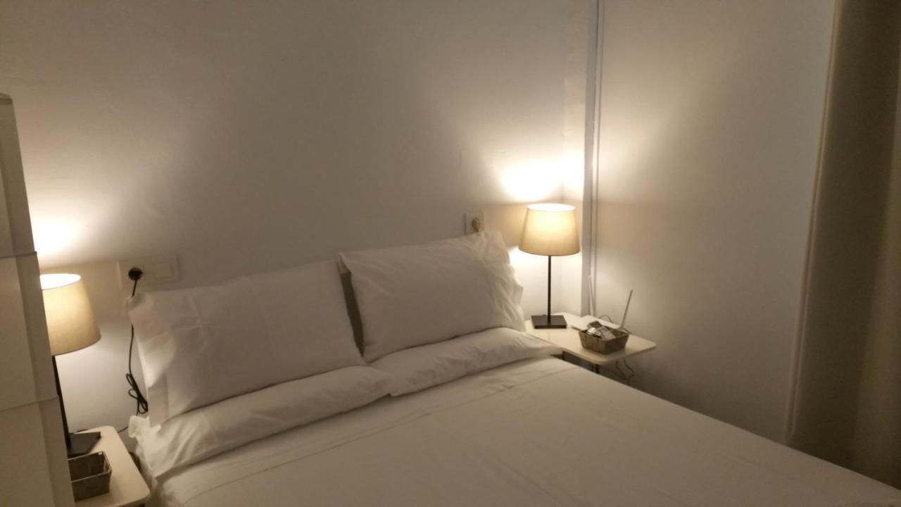 Appartamento Acogedor Duplex En El Centro - Wifi Siviglia Esterno foto