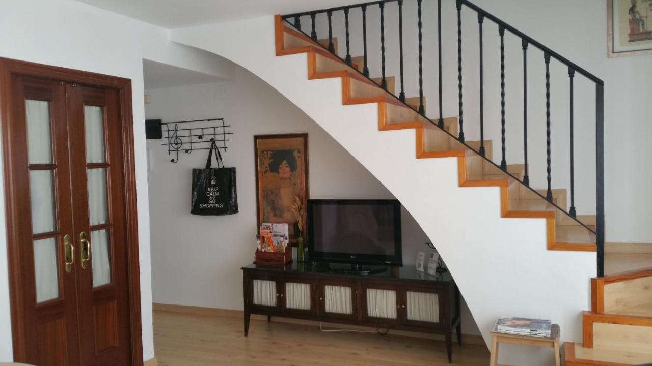Appartamento Acogedor Duplex En El Centro - Wifi Siviglia Esterno foto