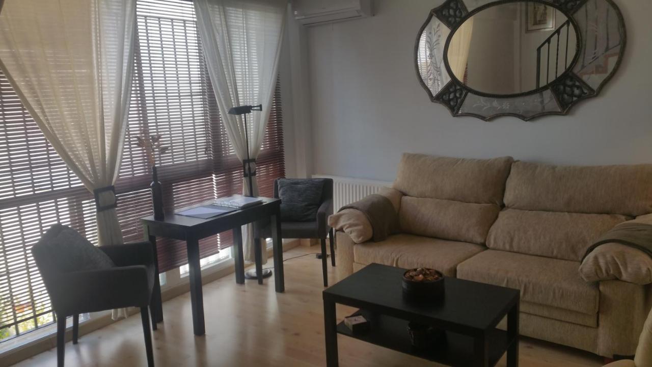 Appartamento Acogedor Duplex En El Centro - Wifi Siviglia Esterno foto